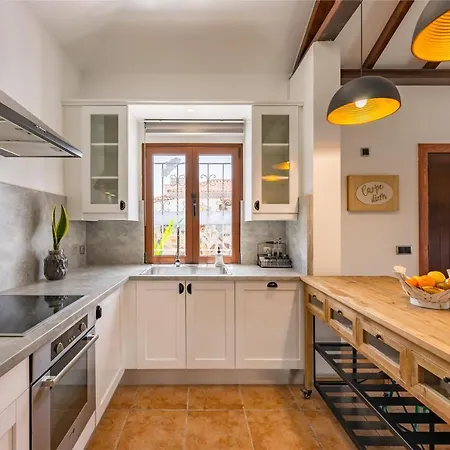 Вилла Paula's Dream Private Pool By Holidays