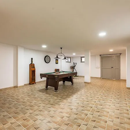 Paula's Dream Private Pool By Holidays Вилла