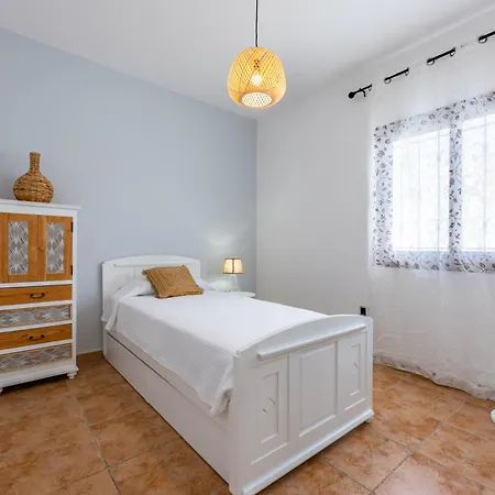 Вилла Paula's Dream Private Pool By Holidays Коральео